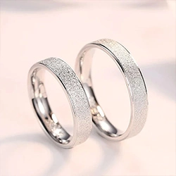 Trendy Silver Stone Ring