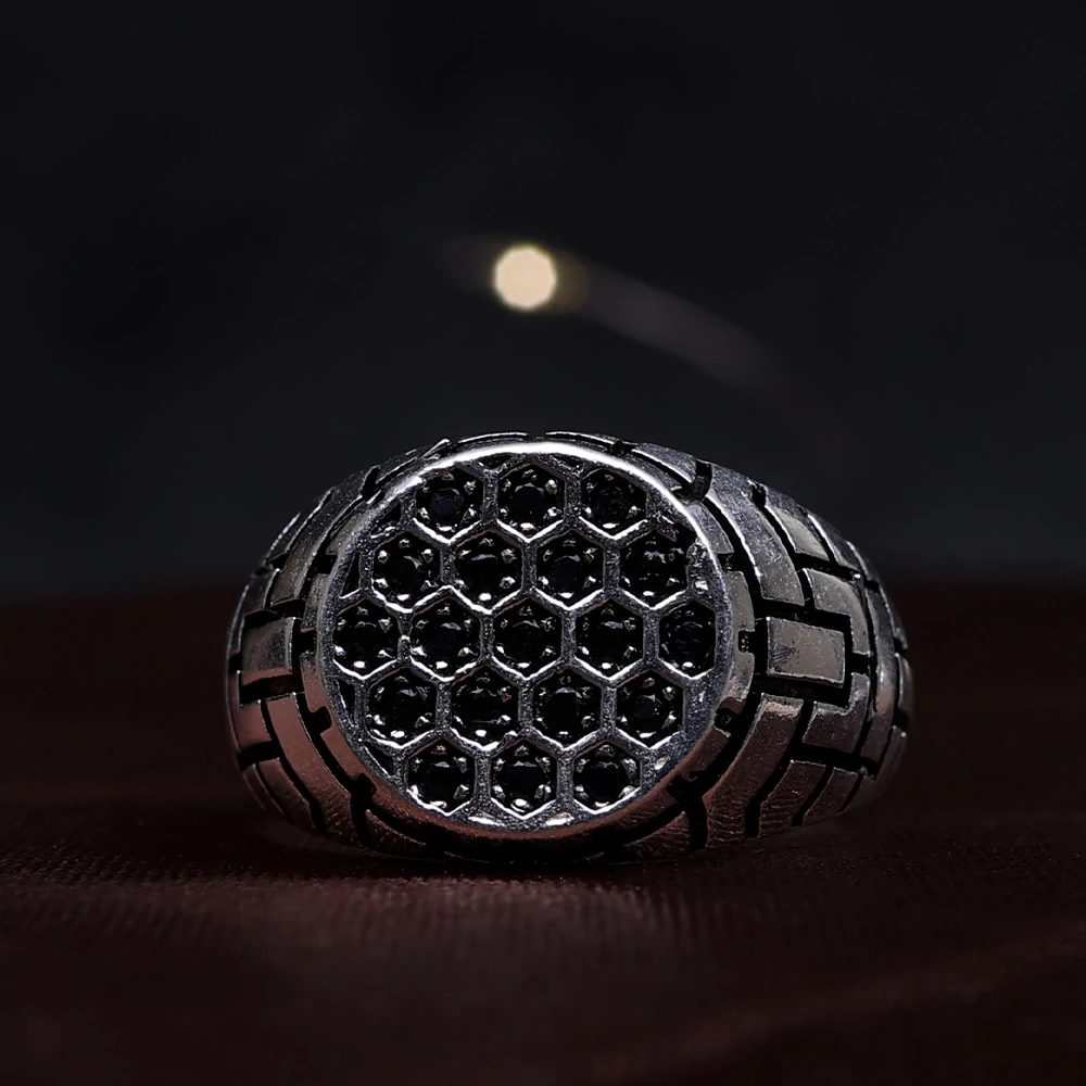 Trendy Silver Stone Ring